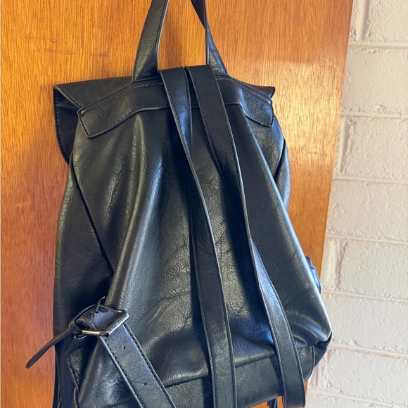 Black Fringe Leather Backpack main image 7
